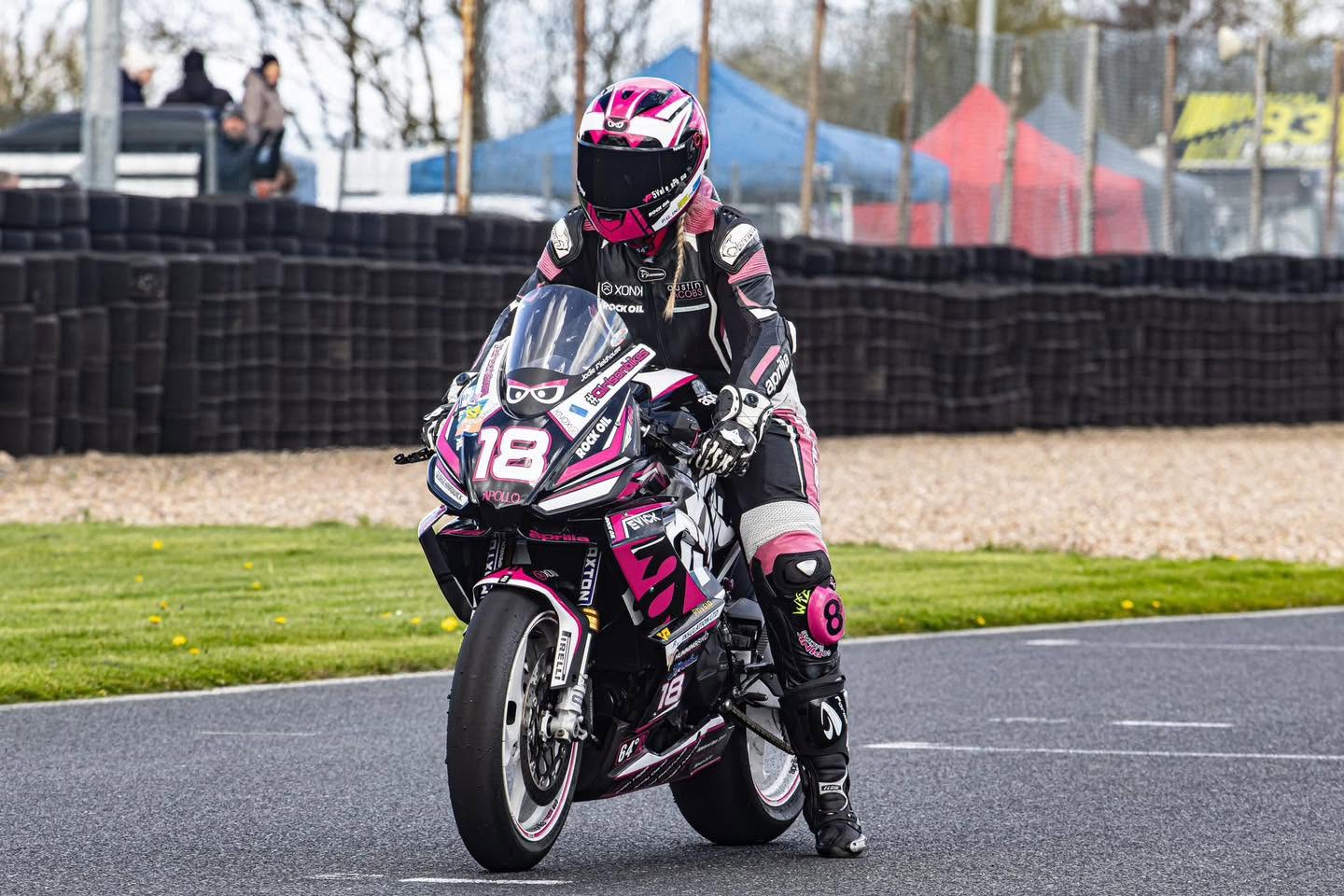 Jodie Fieldhouse riding the number 18 Go Pink Racing motorcycle